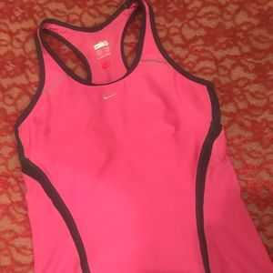 Nike, Dri-fit tank